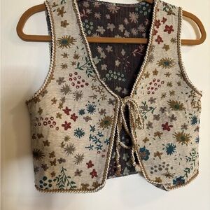 SHEIN Multicolor Floral Embroidered Vest